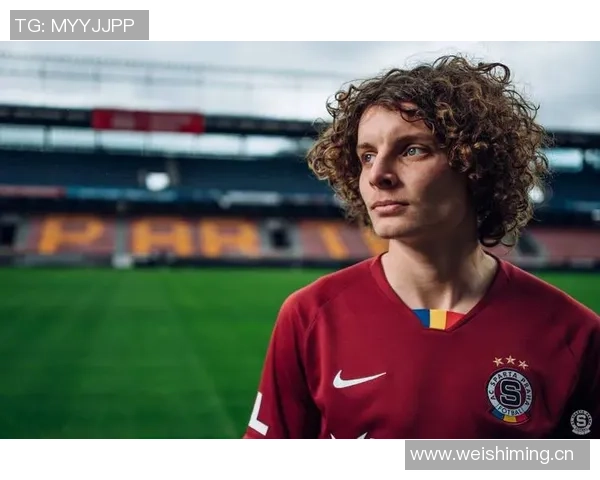 外国足球明星的中文绰号趣谈与背后的故事揭秘